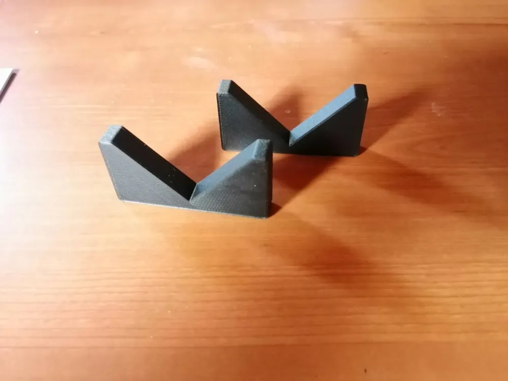 Equerres à 45° pour étau d'usinage (onyx + fibre de carbonwebp