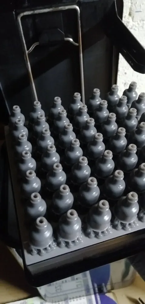 Pions de centrage pour montage industriel (Résine technique Tough 2000)webp